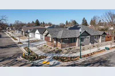 137 Maywood Lane, Windsor, CA 95492 - Photo 3