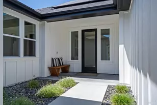 137 Maywood Ln, Windsor, CA 95492 - Photo 7