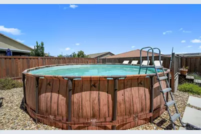 715 Farmgate Court, Dixon, CA 95620 - Photo 3