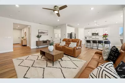 715 Farmgate Court, Dixon, CA 95620 - Photo 11