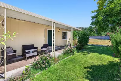 21 Redondo Court, Saint Helena, CA 94574 - Photo 5