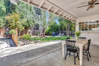 166 Carmel Court, Vacaville, CA 95688 - Photo 33