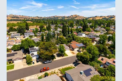 166 Carmel Court, Vacaville, CA 95688 - Photo 59