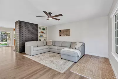 166 Carmel Court, Vacaville, CA 95688 - Photo 7