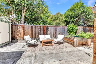 166 Carmel Court, Vacaville, CA 95688 - Photo 43