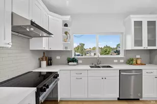 1285 Vine St, San Jose, CA 95110 - Photo 5