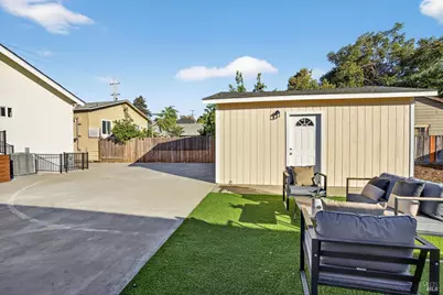 1285 Vine Street, San Jose, CA 95110 - Photo 33