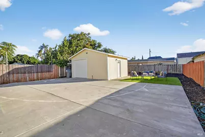 1285 Vine Street, San Jose, CA 95110 - Photo 31