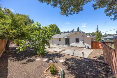 108 De Anza Drive, Vallejo, CA 94589 - Photo 7