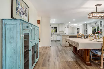 113 Sherwood Drive, Santa Rosa, CA 95405 - Photo 3