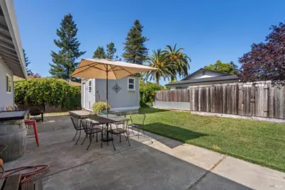1386 McMinn Avenue, Santa Rosa, CA 95407 - Photo 15