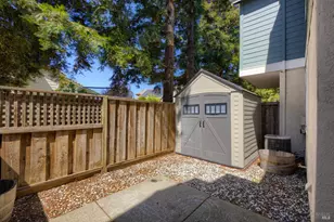 108 Manchester Dr, Fairfield, CA 94533 - Photo 41