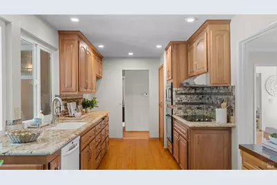 451 Sandstone Drive, Vacaville, CA 95688 - Photo 15