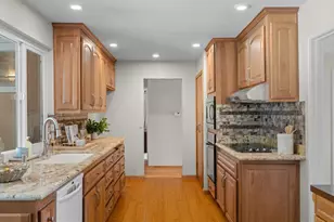 451 Sandstone Dr, Vacaville, CA 95688 - Photo 15