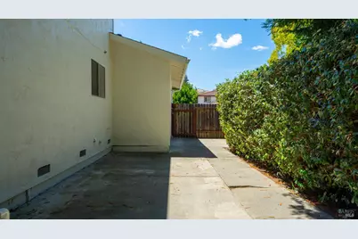 107 Northpark Drive, Vacaville, CA 95688 - Photo 41