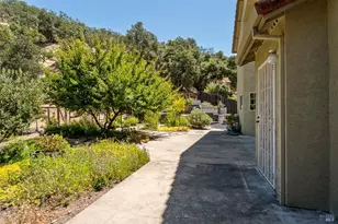 323 Portofino Way, Cloverdale, CA 95425 - Photo 31