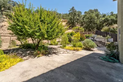 323 Portofino Way, Cloverdale, CA 95425 - Photo 29