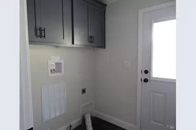 405 W Crystal Drive, Cotati, CA 94931 - Photo 7