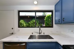 354 Los Alamos Rd, Santa Rosa, CA 95409 - Photo 7