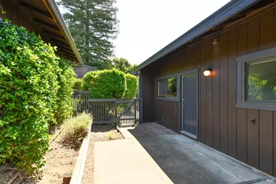 354 Los Alamos Road, Santa Rosa, CA 95409 - Photo 17