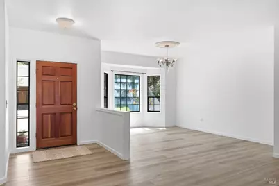 19489 Laurelbrook Court, Sonoma, CA 95476 - Photo 13