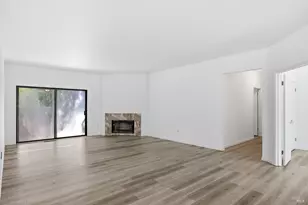 19489 Laurelbrook Ct, Sonoma, CA 95476 - Photo 19