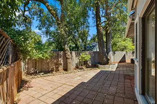 19489 Laurelbrook Ct, Sonoma, CA 95476 - Photo 45