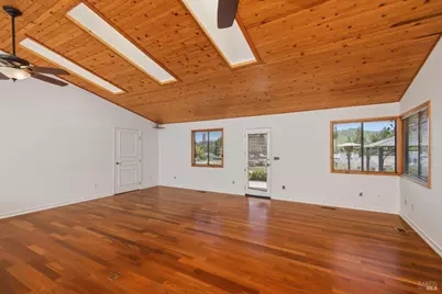 1133 Stanford Court, Napa, CA 94558 - Photo 29