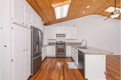 1133 Stanford Court, Napa, CA 94558 - Photo 19