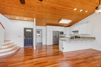 1133 Stanford Court, Napa, CA 94558 - Photo 13