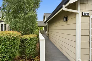 2004 Stonefield Ln, Santa Rosa, CA 95403 - Photo 3