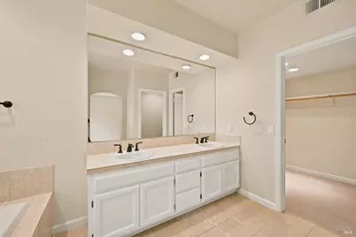 2004 Stonefield Lane, Santa Rosa, CA 95403 - Photo 33
