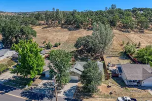 19662 Mountain Meadow, Hidden Valley Lake, CA 95467 - Photo 41