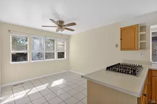 130 Anna Dr, Windsor, CA 95492 - Photo 13
