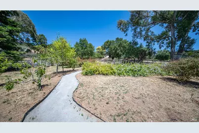 1132 Simmons Lane, Novato, CA 94945 - Photo 37