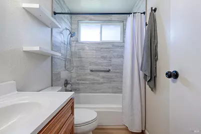 18 Eastside Circle, Petaluma, CA 94954 - Photo 21