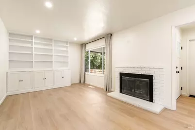 18 Eastside Circle, Petaluma, CA 94954 - Photo 5
