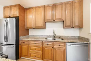 18 Eastside Cir, Petaluma, CA 94954 - Photo 9