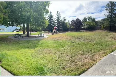 70 Los Padres Circle, Novato, CA 94947 - Photo 21