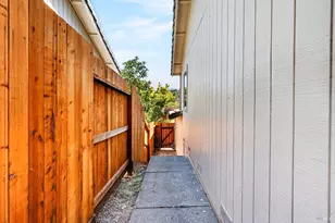 517 N Jefferson St, Cloverdale, CA 95425 - Photo 21