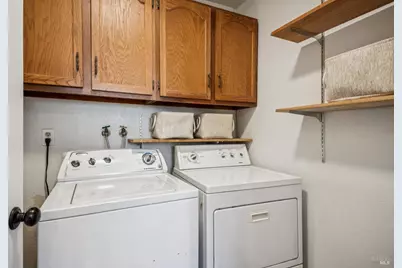 2033 Hawthorne Terrace, Novato, CA 94945 - Photo 13
