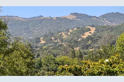 2033 Hawthorne Terrace, Novato, CA 94945 - Photo 27