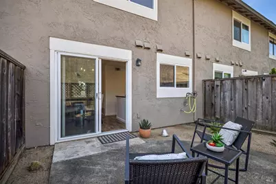 2033 Hawthorne Terrace, Novato, CA 94945 - Photo 33