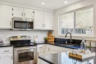 2033 Hawthorne Terrace, Novato, CA 94945 - Photo 17
