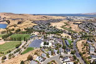 577 Phelps Ct, Benicia, CA 94510 - Photo 25
