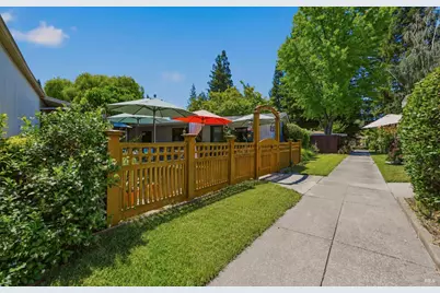 3 Laguna Seca Court, Saint Helena, CA 94574 - Photo 3