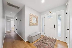 24 Lawrence Dr, Novato, CA 94945 - Photo 3