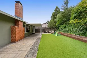 24 Lawrence Dr, Novato, CA 94945 - Photo 35