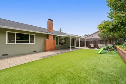 24 Lawrence Drive, Novato, CA 94945 - Photo 37