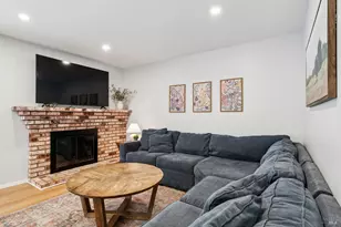 24 Lawrence Dr, Novato, CA 94945 - Photo 7